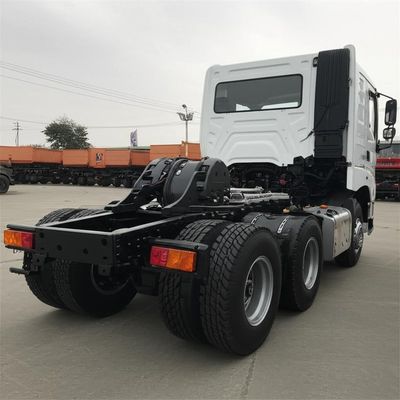 Αγορά Zf Steering Shacman Tractor Truck with 10 Tires for Heavy Load Capacity and Smooth Wheel Steering online manufacture