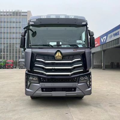 Καλή τιμή. Διπλή σειρά Howo Sinotruk τρακτέρ φορτηγό 6x4 610hp 10 τροχούς μεταχειρισμένο σε απευθείας σύνδεση